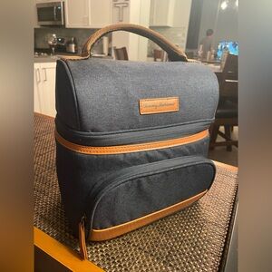 Tommy Bahama insulated lunch bag